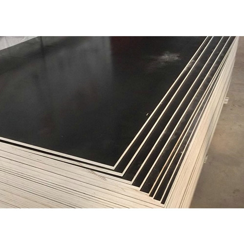 使用建筑模板对施工速度有何影响？